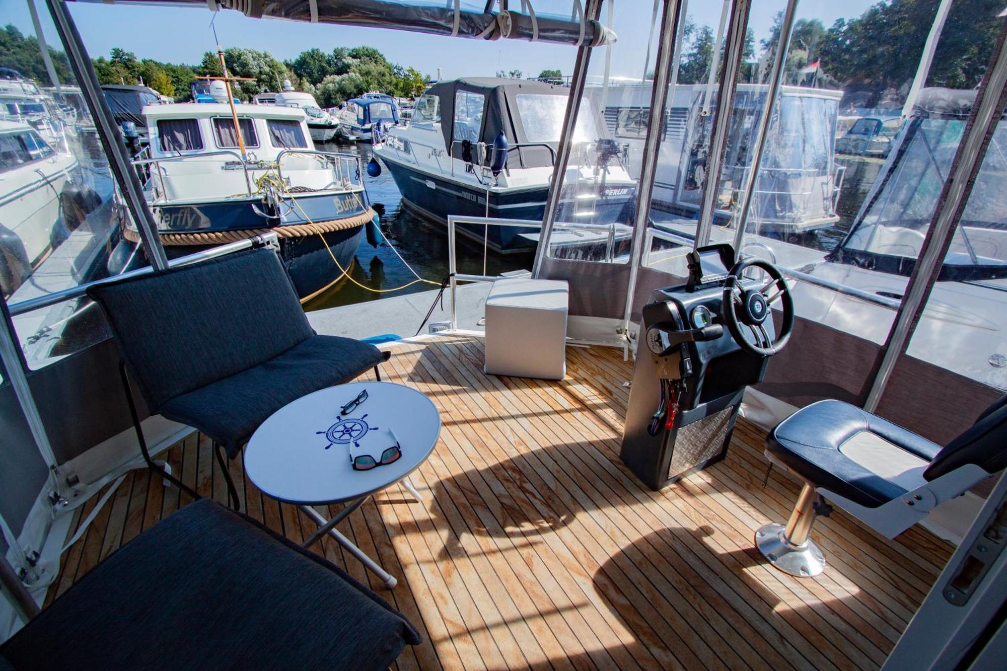 فندق Hausboot هنينغسدورف المظهر الخارجي الصورة